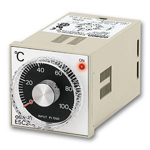 R&eacute;gulateur de temp&eacute;rature E5C2-R20G OMRON
